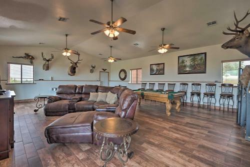 Overgaard Cabin With Pool Table And Incredible View!