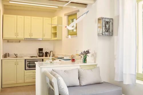 Crossroads Inn Traditional Lodging