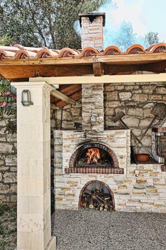 Elena-pelagia Villas