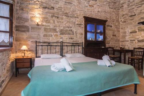 Vouno Village Apartments