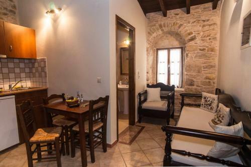 Vouno Village Apartments