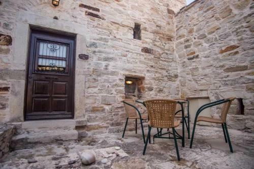 Vouno Village Apartments