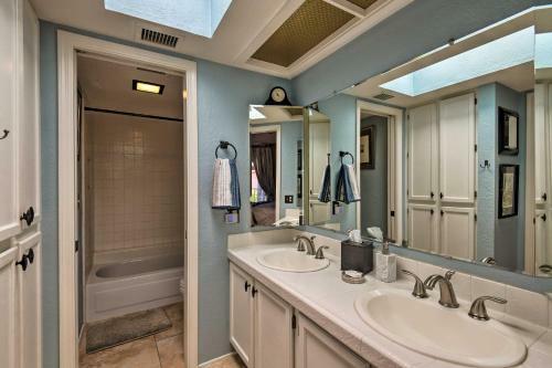 Pet-friendly Villa With Pool Access 10mi To Downtown