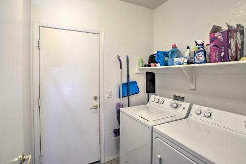 Phx Gem With Game Room And Private Pool Pets Welcome!