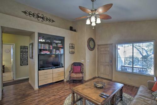 Phx Gem With Game Room And Private Pool Pets Welcome!