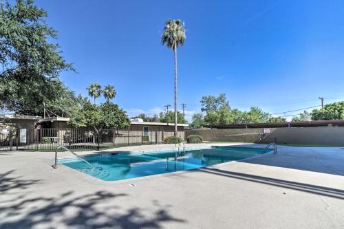 Modern City Condo Close To Downtown Phoenix!