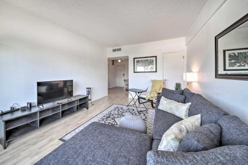 Modern City Condo Close To Downtown Phoenix!