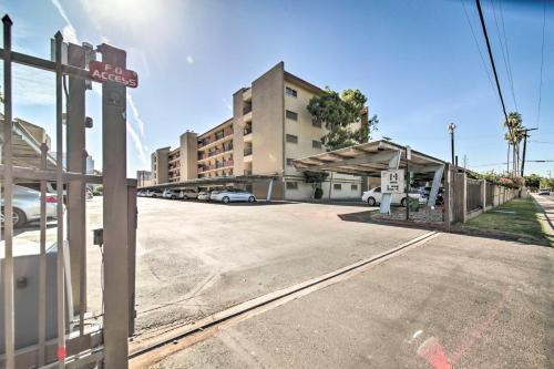 Modern City Condo Close To Downtown Phoenix!