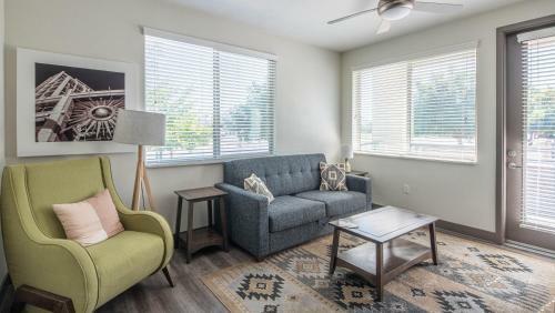 Apartamento Wanderjaunt - Chic Central Phoenix Apts