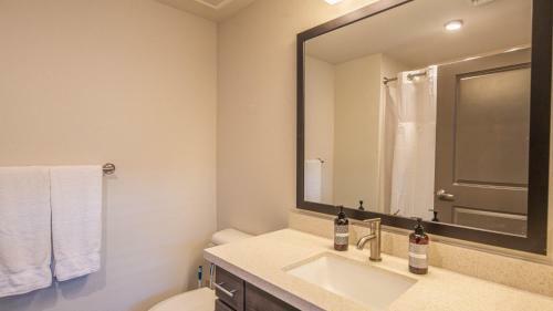 Apartamento Wanderjaunt - Chic Central Phoenix Apts