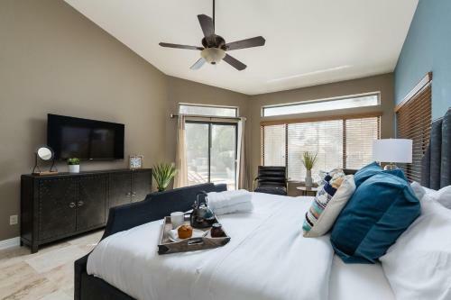 Scottsdale - 5821 E Aire Libre Ave