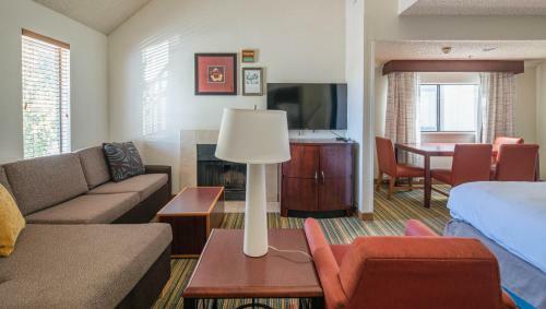 Wanderjaunt - North Phoenix Apartments