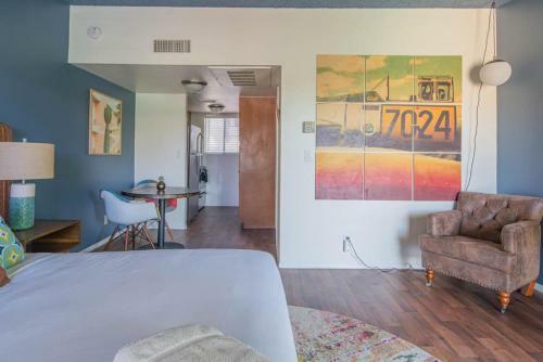 Wanderjaunt -- Classic Downtown Phoenix Apartments