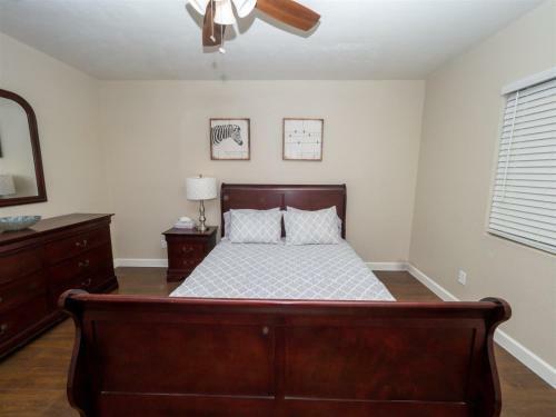 4046 W Avenida Del Sol, Glendale
