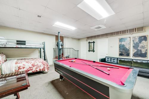Phoenix Manor