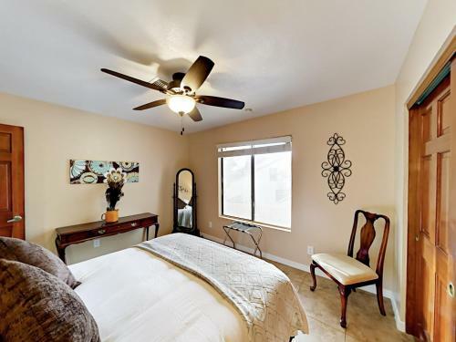 Inviting Central Scottsdale Stunner Home