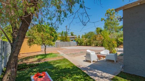 Cozy 2br Home Near Roosevelt Row By Wanderjaunt