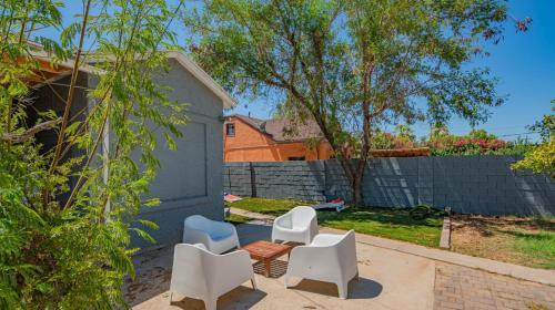 Cozy 2br Home Near Roosevelt Row By Wanderjaunt