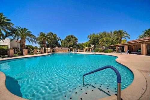 Phoenix Home With Pools Last Min Discounted Rates!