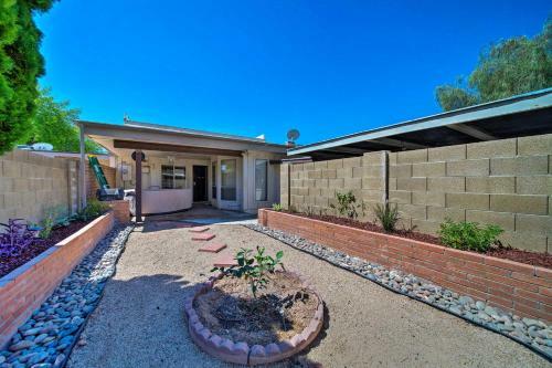 Phoenix Home With Pools Last Min Discounted Rates!