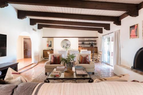 Camelback - La Casona