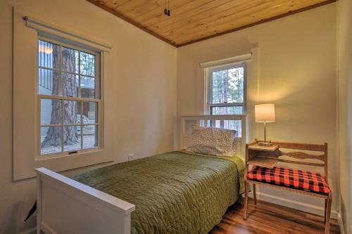 Peaceful Tiny House On 1.25 Acres W/ Fire Pit!