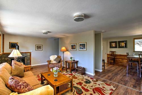 Prescott Forest Cabin With Deck, 9 Miles To Downtown!