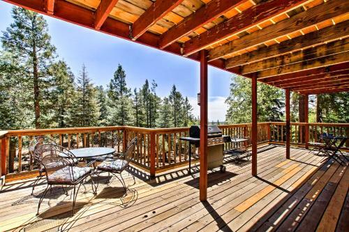 Prescott Forest Cabin With Deck, 9 Miles To Downtown!