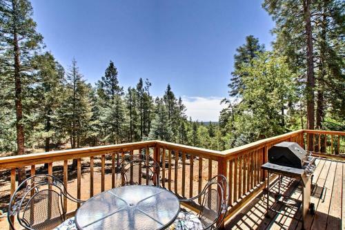 Prescott Forest Cabin With Deck, 9 Miles To Downtown!