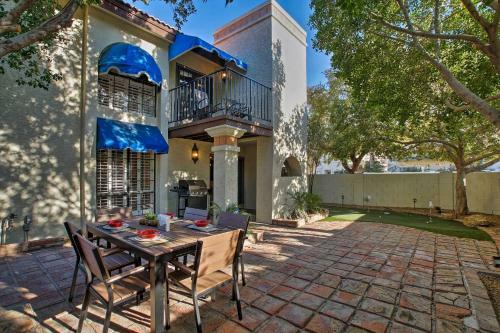 Trendy Phoenix Townhome By South Mountain Trails!