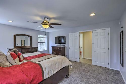 Spacious Pinetop-lakeside Home With Hot Tub On 1 Acre