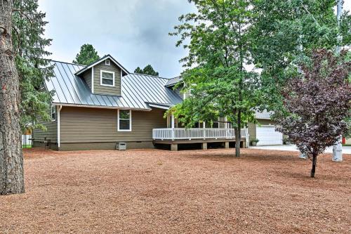 Lakeside Home With Game Room, Yard, Deck And Fireplace!