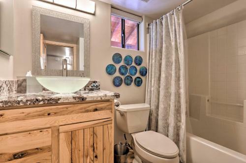 Rugged Rim Country Cabin With Luxury Interior!