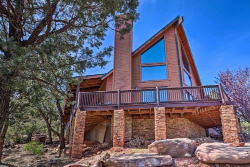 Rugged Rim Country Cabin With Luxury Interior!