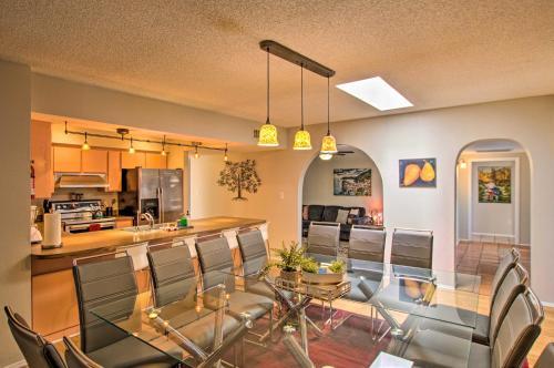 Luxe Pet-friendly Az Oasis, 1 Mi To Golf And Hiking!