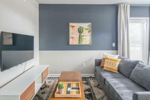 Wanderjaunt - Phoenix Country Club Apartments