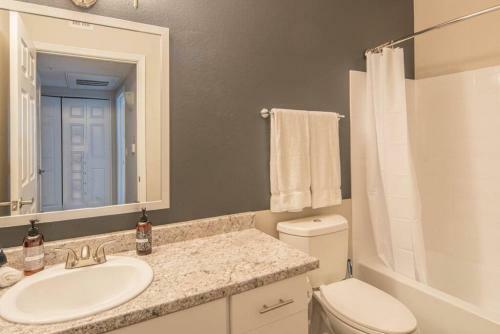 Wanderjaunt - Phoenix Country Club Apartments