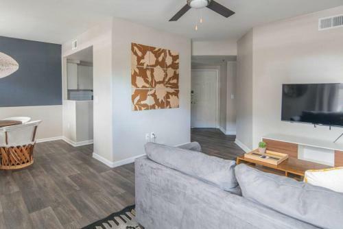 Wanderjaunt - Phoenix Country Club Apartments