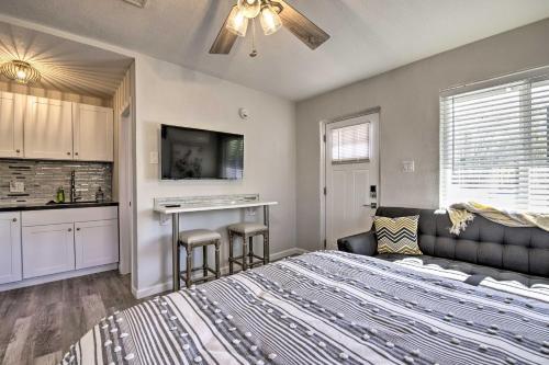 Apartamento Classy Studio With Shared Patio 2 Mi To Dtwn!