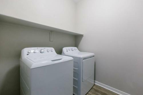 Apartamento Spacious 2 Br/2 Ba With Pool & Gym By Howard