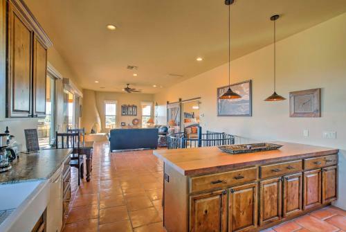 Rio Verde Home With Mtn Views - Near Golf And Hikes!