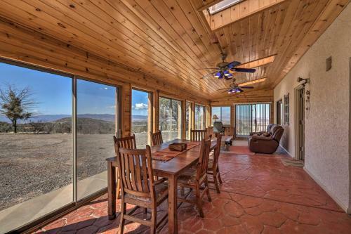 Secluded Mingus Mountain House With Deck, Mtn Views!