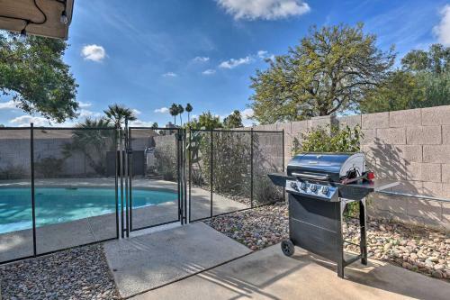 Scottsdale Home With Pool, Yard, Hammock And Fire Pit!