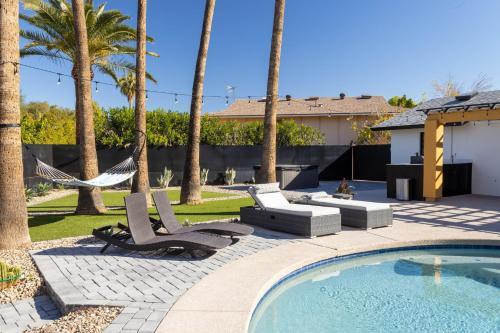 8608eang Home