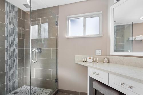 8608eang Home