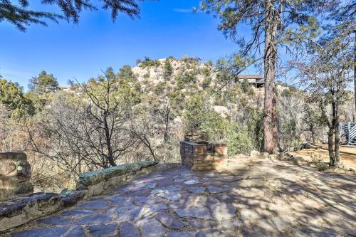 Modern Home With Deck 2 Mi To Courthouse Plaza