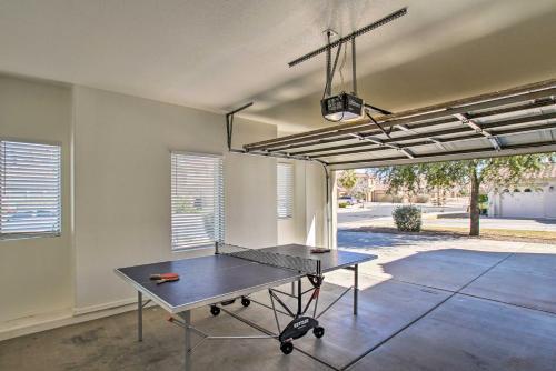 Spacious Desert Oasis With Pool And Game Room!