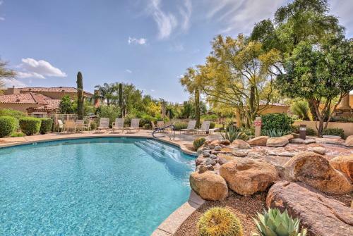 Scottsdale Escape With Community Pool, Golf, And Tennis