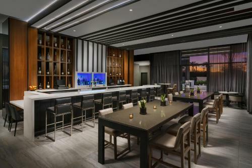 AC Hotel By Marriott Scottsdale North
