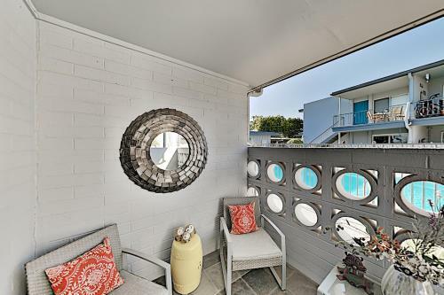 Freshly Updated Old Town Getaway With Pool & Patio Townhouse